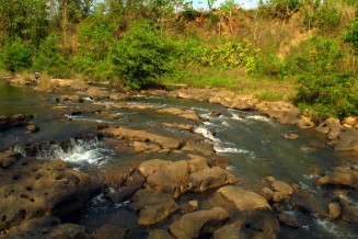 photo d'un paysage de rivière