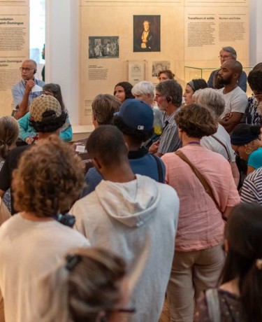 Visite dans les espaces du Musée