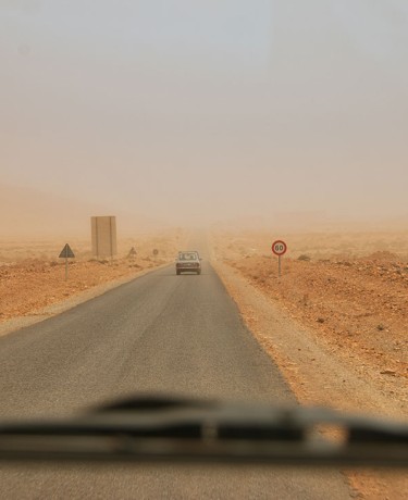 Route dans le désert