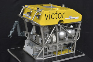 Maquette du robot sous-marin HROV (Hybrid Remote Operated Vehicule) Victor 6000 © Ifremer 